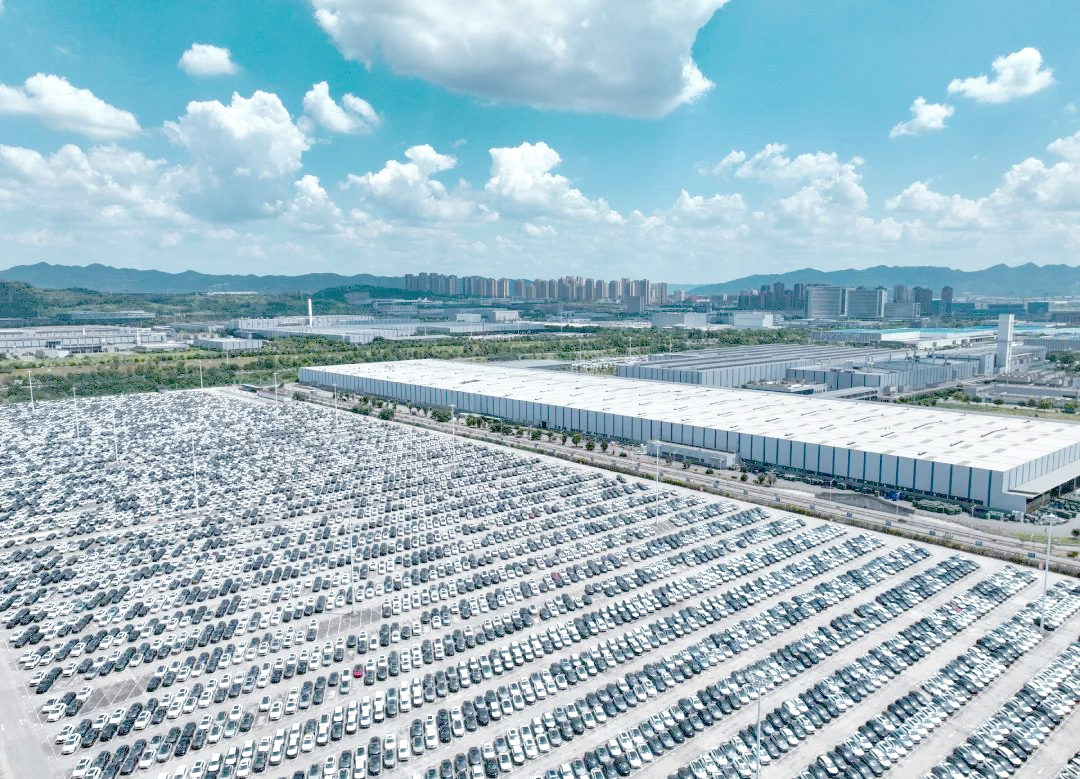千亿赛道暗战！“国家队”重仓新能源汽车后市场，三大央企联手改写行业规则